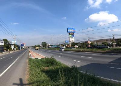 Land for rent, 7 rai, Borommaratchachonnani Road, Bang Toei , Sampran , Nakhon Pathom.