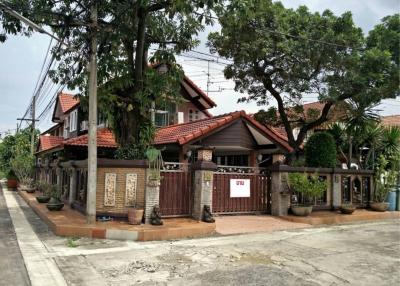 House for sale, Phiman Prida Village (corner), Ratchapruek Road, Tha It , Pak Kred , Nonthaburi.