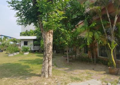 Land for sale with factory, 8 rai, Tamru-Bang Phli Road, Phraeksa Mai , Mueang , Samut Prakan.