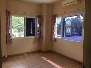 House for sale, Le Neo Village, Wongwaen-Srinakarin, Bang Mueang , Mueang , Samut Prakan.