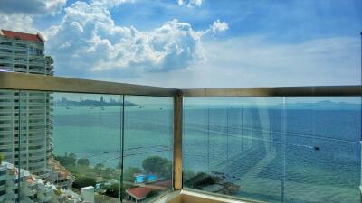 2 Beds The Palm Wongamat for Sale in Nakluea