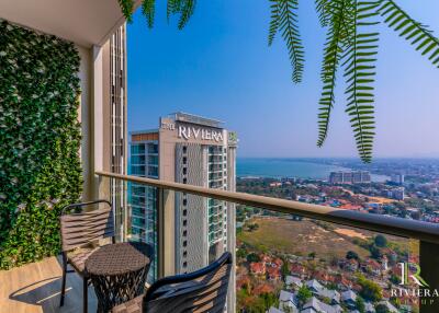 High-Rise Riviera Wongamat Condo for Sale