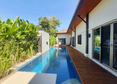 4 Bedroom Pool Villa in Two Villas Naiharn for Sale