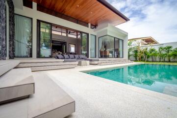 Luxurious Private Pool Villa for Sale in Cherngtalay