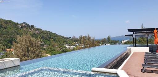 Resale Condo Walking Distance to Surin Beach in Phuket