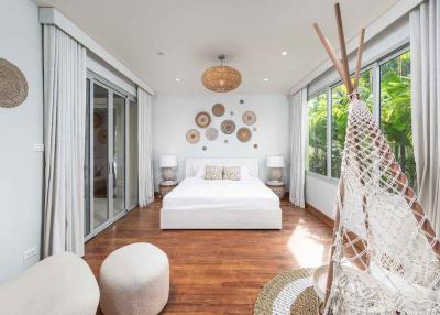 5 Bedroom Recently Renovated Luxury Villa in Sai Taan, Phuket