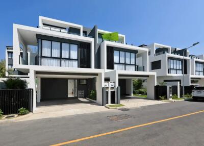 3 Bedroom Resale Townhouse in Laguna Park Phuket