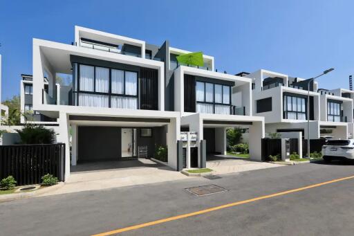 3 Bedroom Resale Townhouse in Laguna Park Phuket