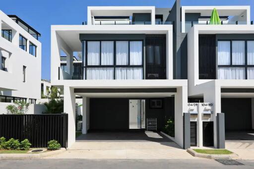 3 Bedroom Resale Townhouse in Laguna Park Phuket