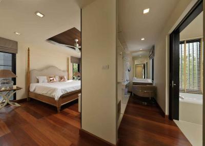Recently Renovated Exclusive 5 Bedroom Villa in Laguna