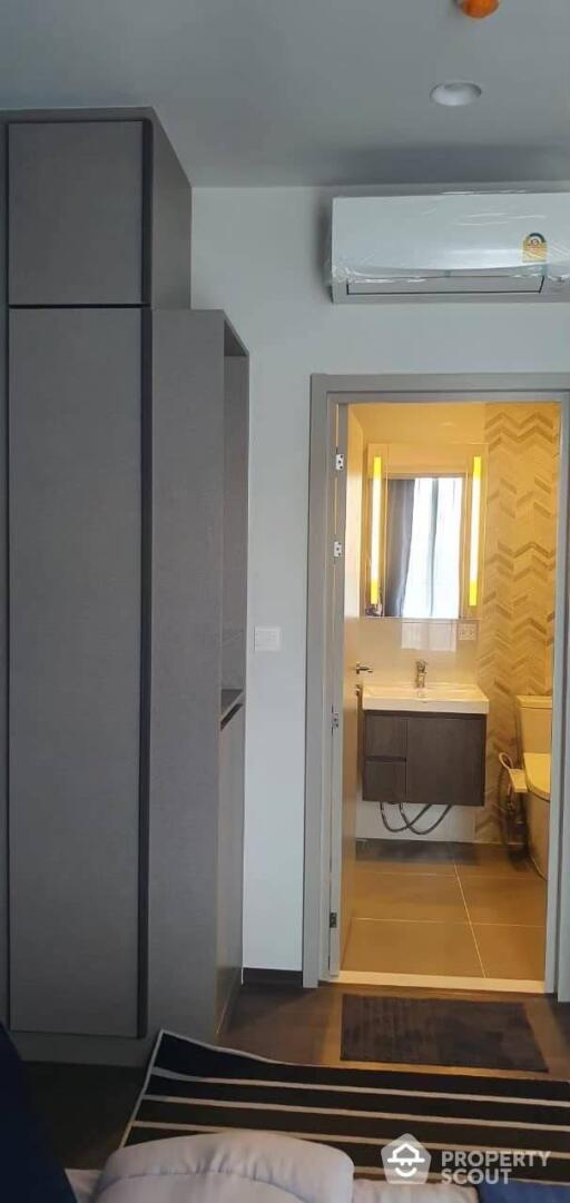 1-BR Condo at Oka Haus Sukhumvit 36 near BTS Thong Lor