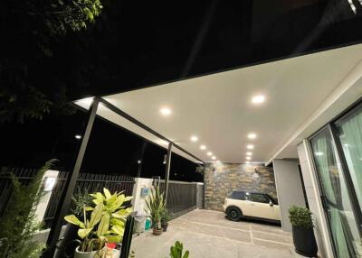 Luxury 3 Bedroom House Near BIS Phuket