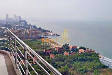 2 Bedrooms Condo in La Royale Na Jomtien C011137