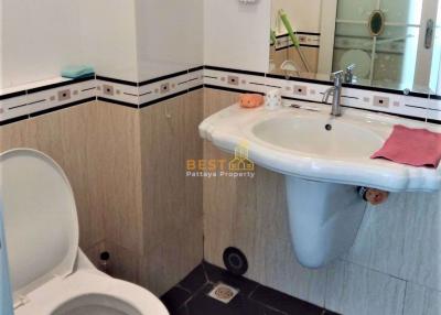 1 Bedroom Condo in Chokchai Condominium East Pattaya C010242