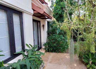 Beautiful 4 Bedroom Villa for Sale in Sai Taan, Phuket