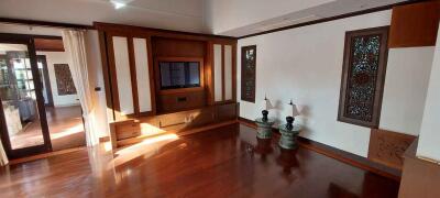 Beautiful 4 Bedroom Villa for Sale in Sai Taan, Phuket