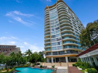 2 Bedrooms Condo in The Cove Pattaya Wongamat C011128