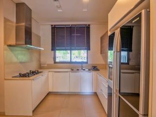 5 Bedroom Private Villa for Sale in Angsana Residences Phuket