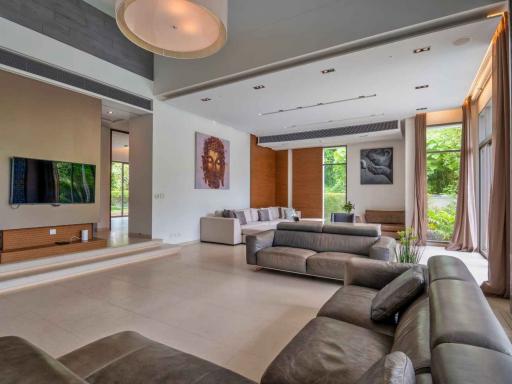 5 Bedroom Private Villa for Sale in Angsana Residences Phuket