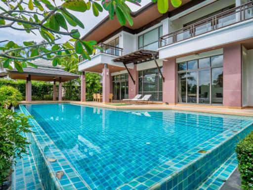 5 Bedroom Private Villa for Sale in Angsana Residences Phuket