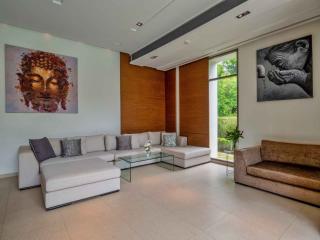 5 Bedroom Private Villa for Sale in Angsana Residences Phuket