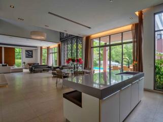 5 Bedroom Private Villa for Sale in Angsana Residences Phuket