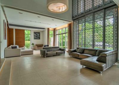 5 Bedroom Private Villa for Sale in Angsana Residences Phuket