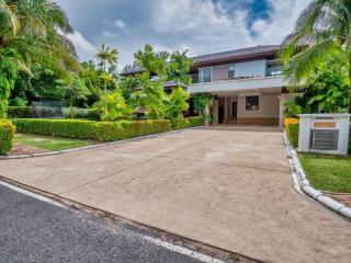 5 Bedroom Private Villa for Sale in Angsana Residences Phuket