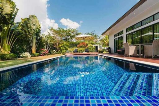 Gorgeous 3 Bedroom Pool Villa in Bangtao