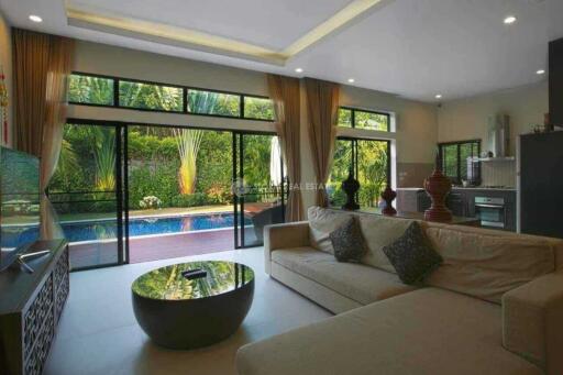 Gorgeous 3 Bedroom Pool Villa in Bangtao