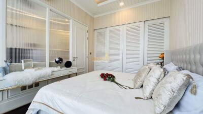 1 Bedroom Condo in Grand Florida Beachfront Condo Resort Na Jomtien C011115