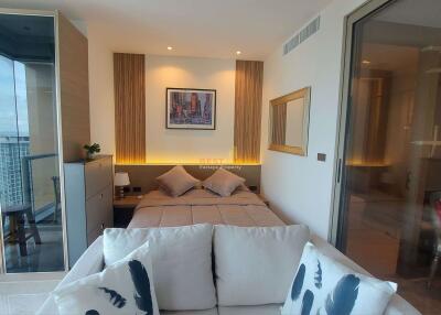 1 Bedroom Condo in The Riviera Ocean Drive Jomtien C011113