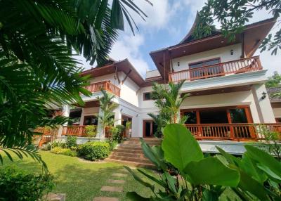 5 Bedroom Stand Alone Villa for Sale in Rawai