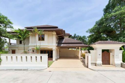 6 Bedroom Mountain View Villa for Sale in Lakewood Hills, Phuket