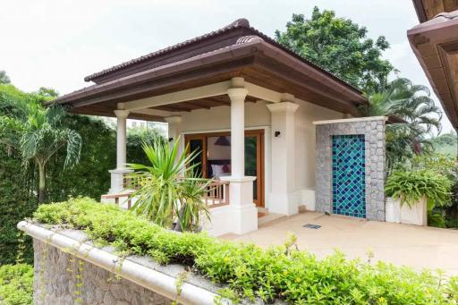 6 Bedroom Mountain View Villa for Sale in Lakewood Hills, Phuket