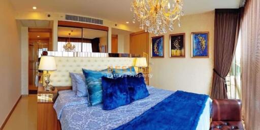 2 Bedrooms Condo in The Riviera Jomtien Jomtien C011093