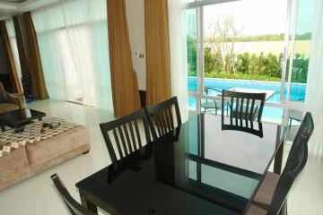 2 Storeys Village House for Sale in Jomtien