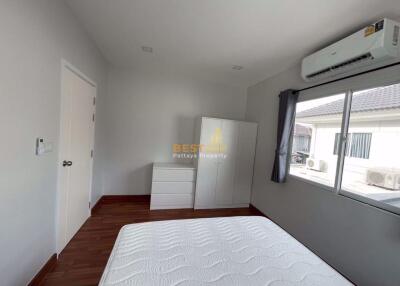 3 Bedrooms Villa / Single House in Baan Pruksanara East Pattaya H011041