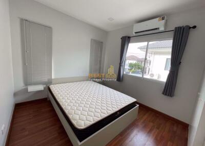 3 Bedrooms Villa / Single House in Baan Pruksanara East Pattaya H011041