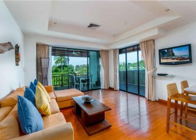 Foreign Freehold 2 Bedroom Condo with Plunge Pool in Surin Sabai