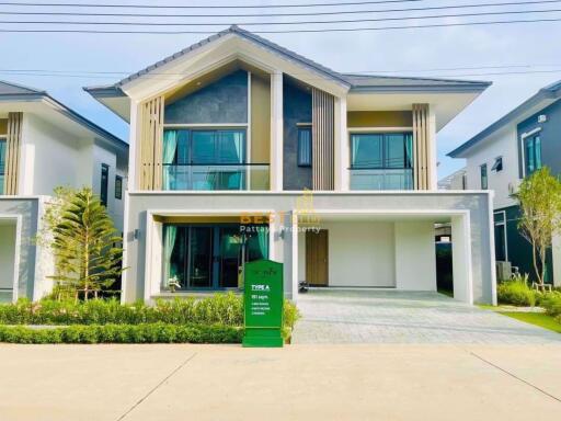 3 Bedrooms Villa / Single House in The Palm Parco Nong Pla Lai H011028