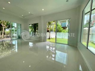 147 ตรม., 3 ห้องนอน, 2 ห้องน้ำ บ้าน ราคา ฿ 4,490,000