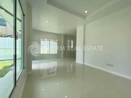 Renovated 3 Bedroom House for Sale in Paklok