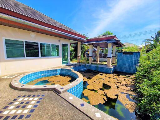 4 Bedrooms Repossessed in Piam Mongkhon Village Huay Yai REP011005