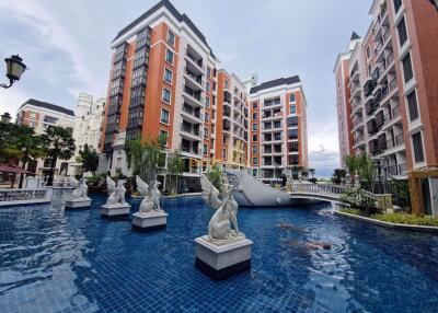 2 Bedrooms Condo in Espana Jomtien C011013