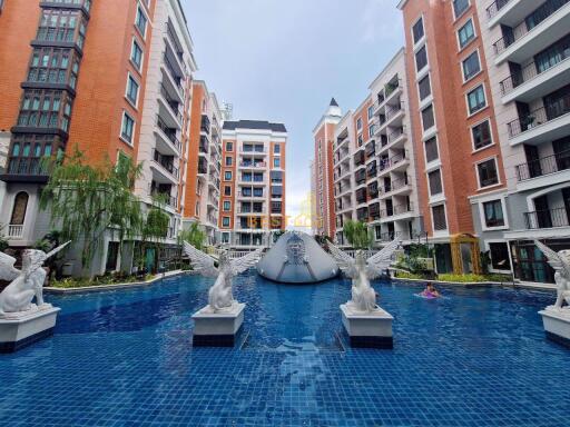 2 Bedrooms Condo in Espana Jomtien C011013