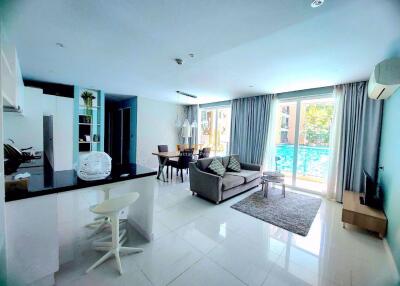 2 Bedrooms Condo in Atlantis Condo Resort Jomtien C011010