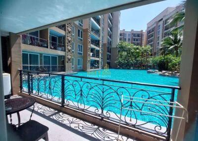 2 Bedrooms Condo in Atlantis Condo Resort Jomtien C011010