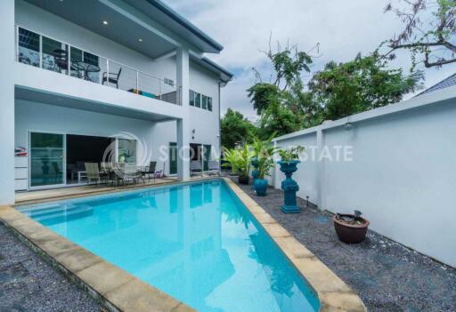 Large Pool Villa for Sale in Rawai