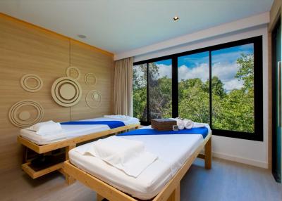 One Bedroom Condo in Naiharn Beach